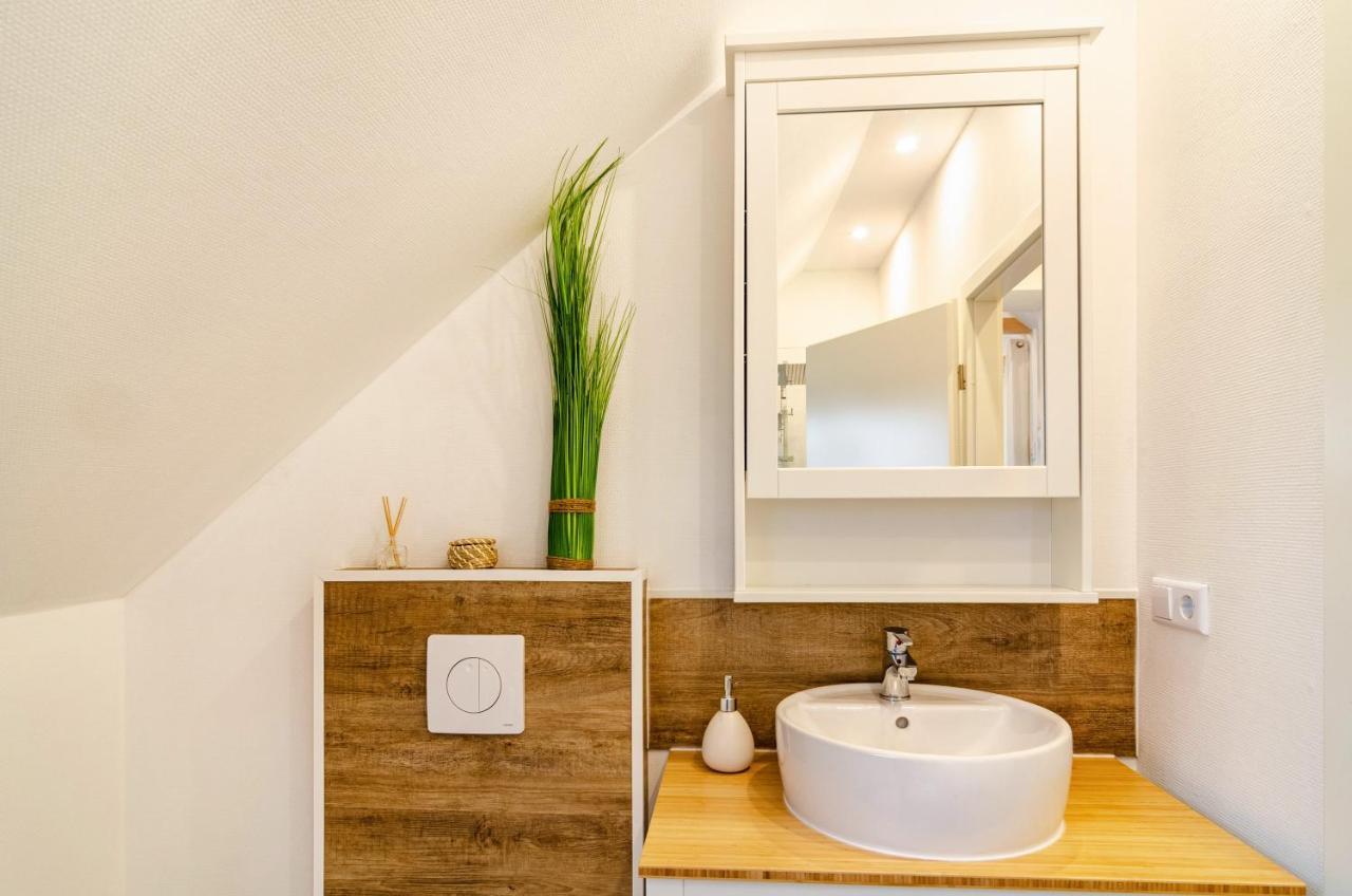 Apartamento Huus An'T Koornfeld Dachgeschoss Osteel Exterior foto